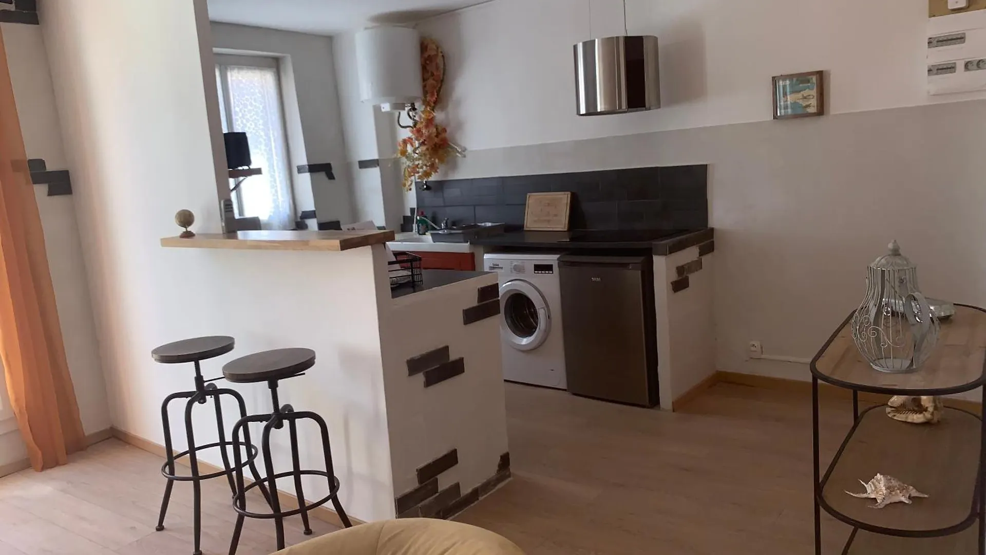 Appartement Dans Le Centre Medieval Hyères Apartament