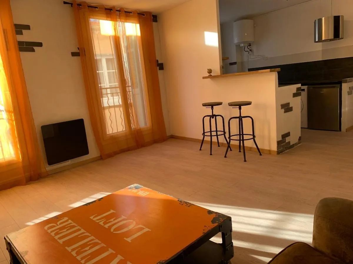 Apartment Appartement Dans Le Centre Medieval Hyeres
