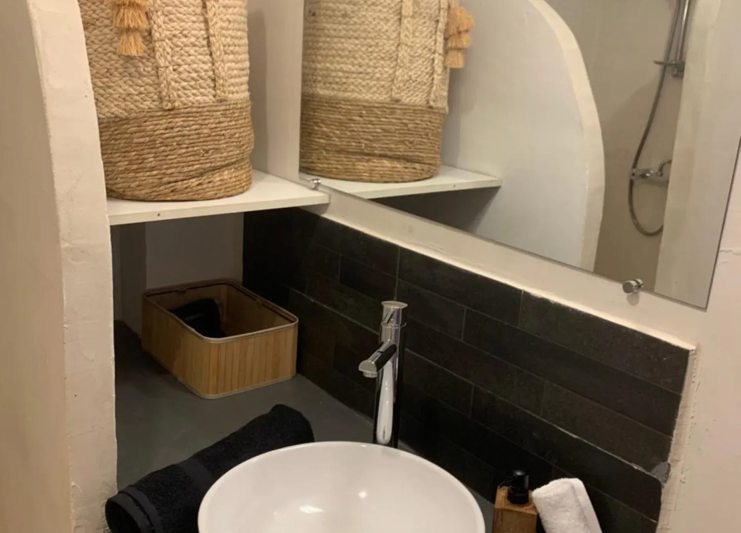 Appartement Dans Le Centre Medieval Hyeres