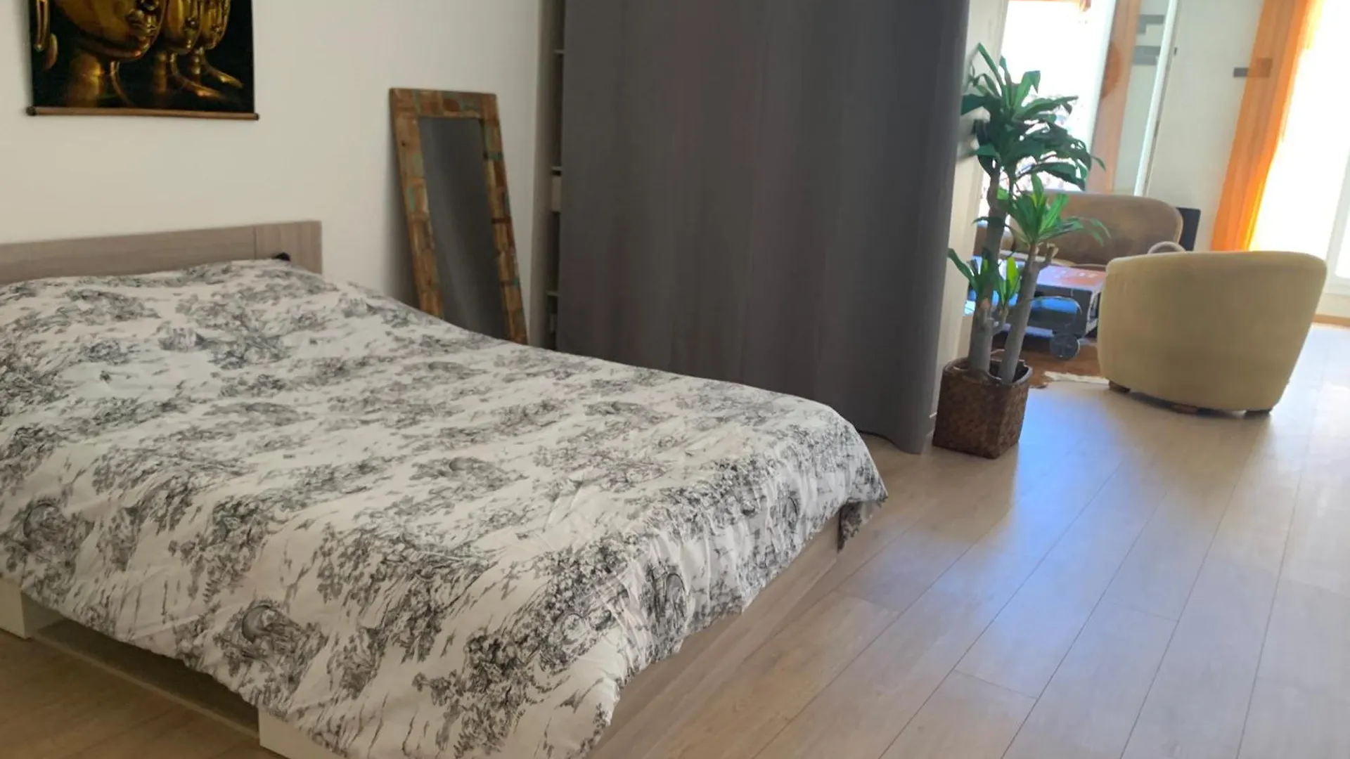 Appartement Dans Le Centre Medieval Hyeres 0*,  France